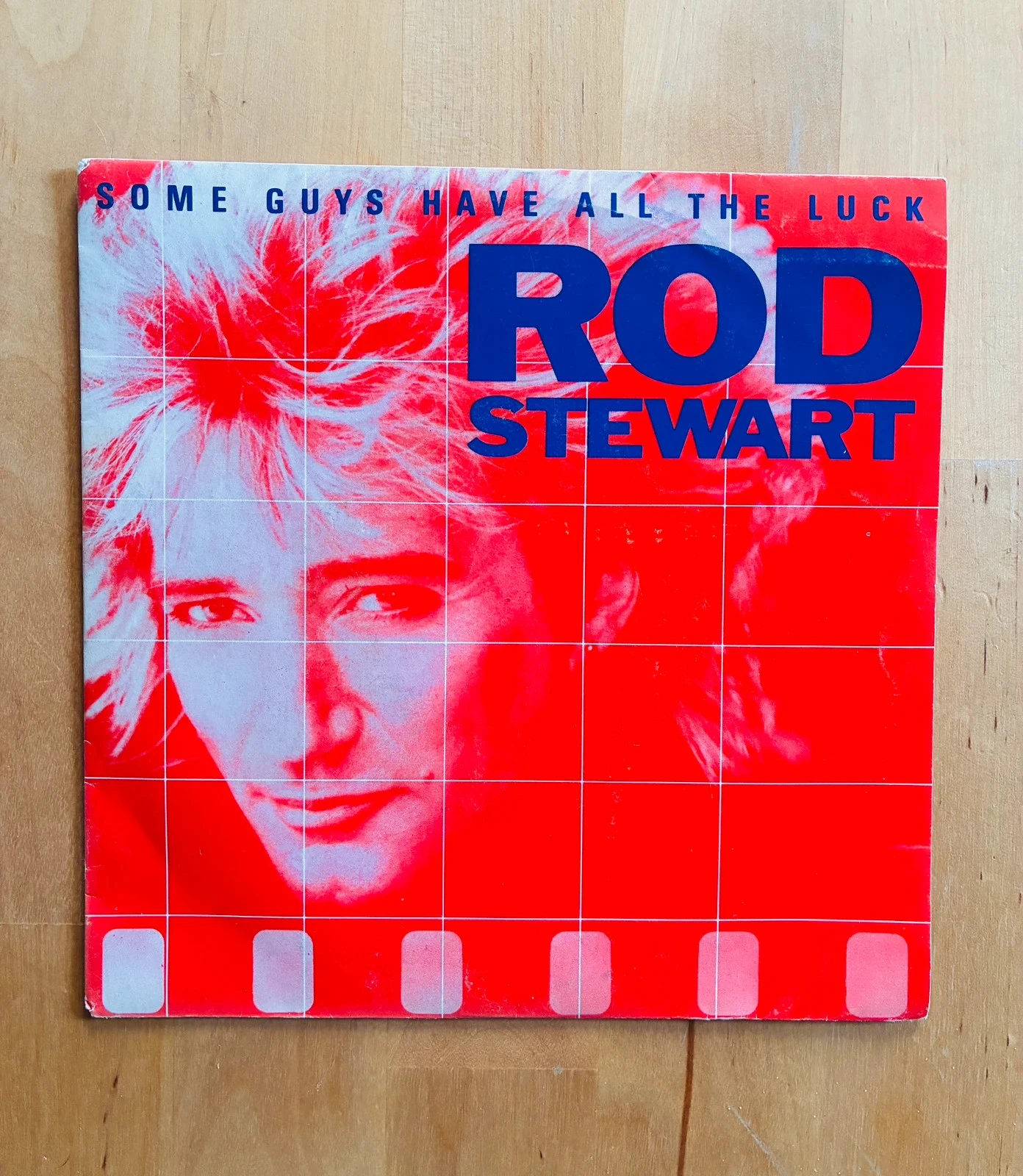 Disque vinyle 45T Rod Stewart Some guys have all the luck.